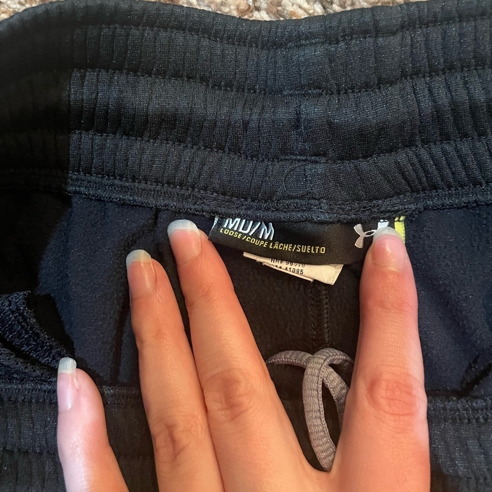 Underarmor sweatpants - Picture 6 of 6